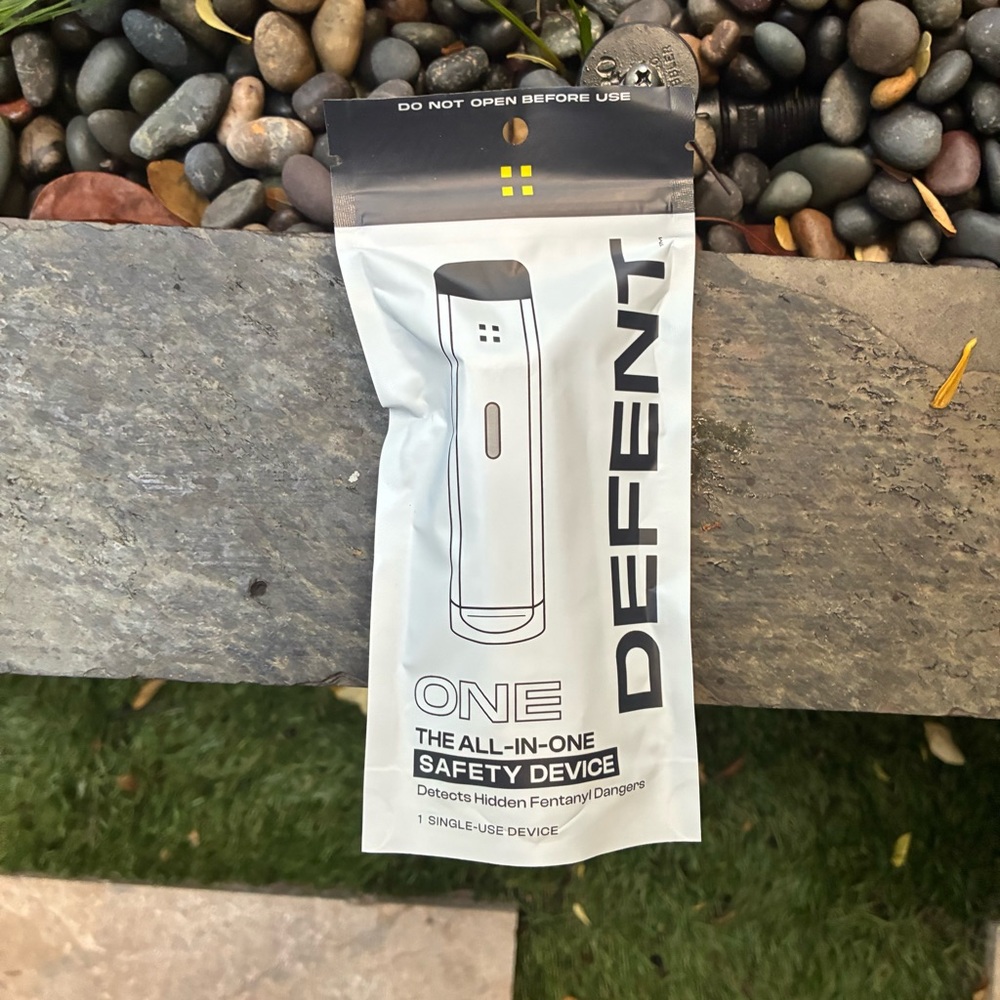 One All-in-One Safety Device Fentanyl Test - Black